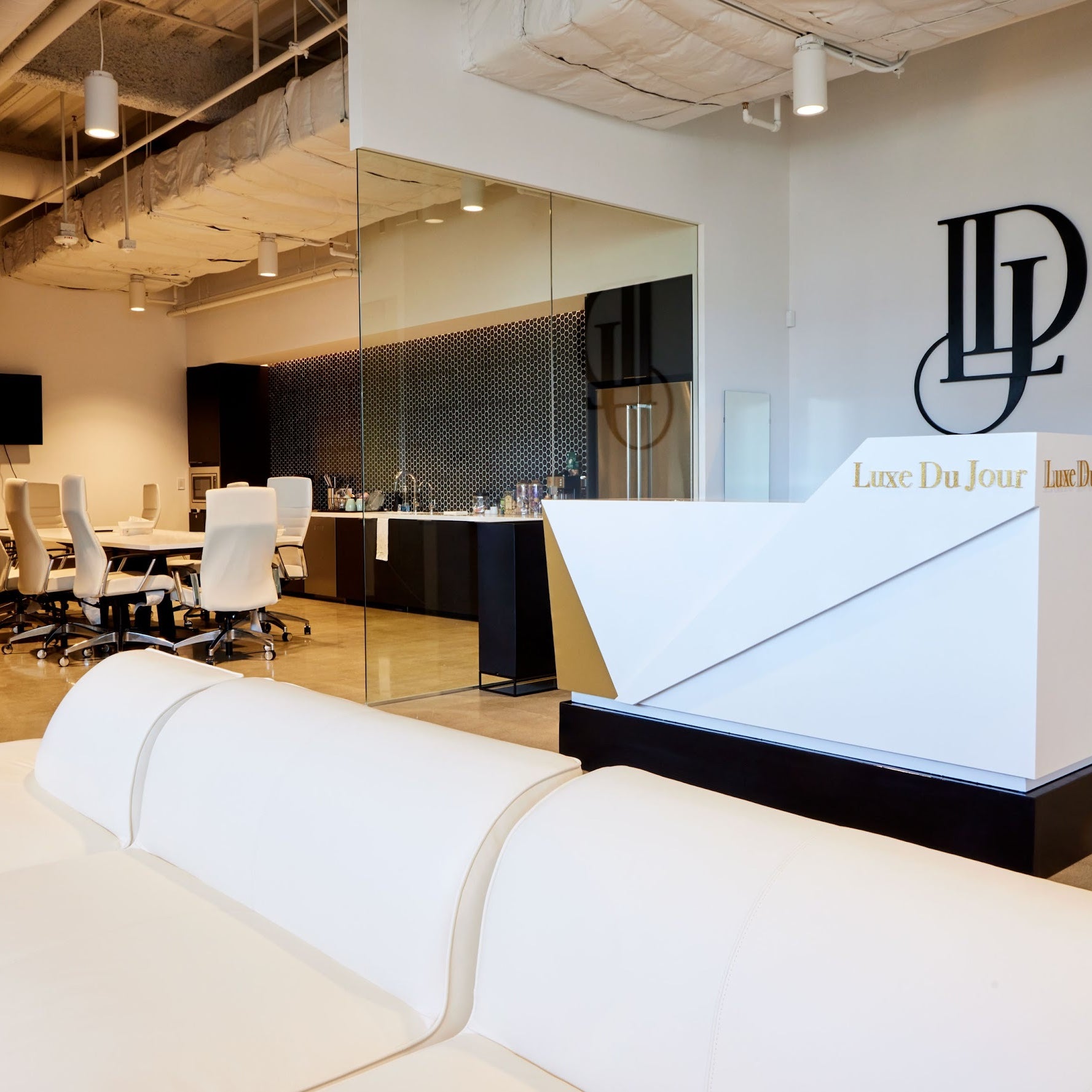 The Luxe Du Jour office: reception and lounge