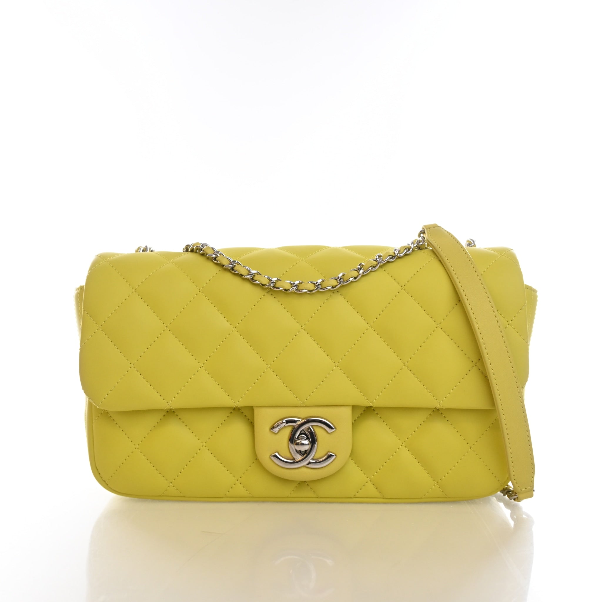 Chanel Medium Rubber Coco Raincoat Flap Bag – Luxe Du Jour
