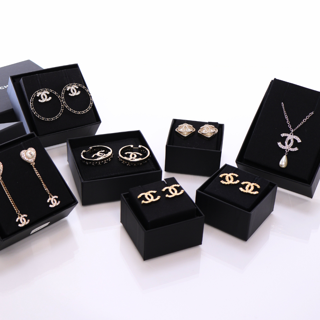 Chanel - jewelry