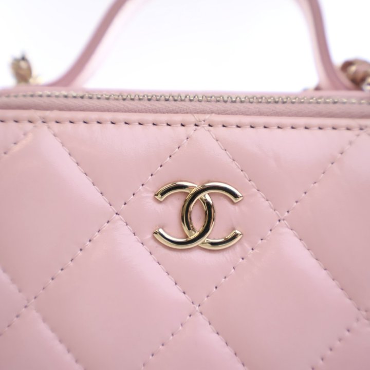 Chanel Mini Glazed Calfskin Double Zip CC Vanity Case, photo 4 of 19