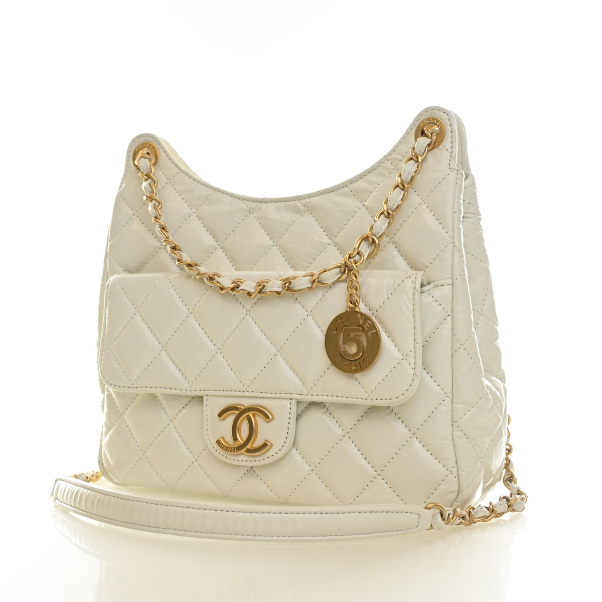 Pre-Owned Chanel Hobo Medium Crumpled Calfskin Wavy CC, front view, photo 3 of 13