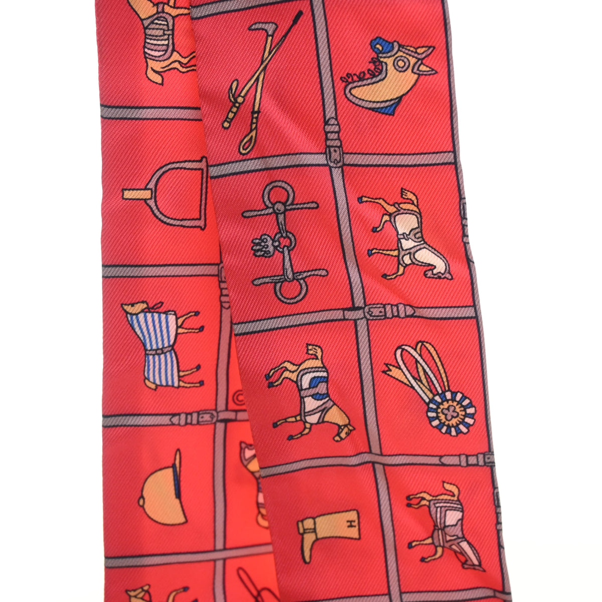 Pre-Owned Hermès Covertures Et Tenues Silk Twilly, flat lay