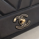 Chanel Medium Sheepskin Vin...