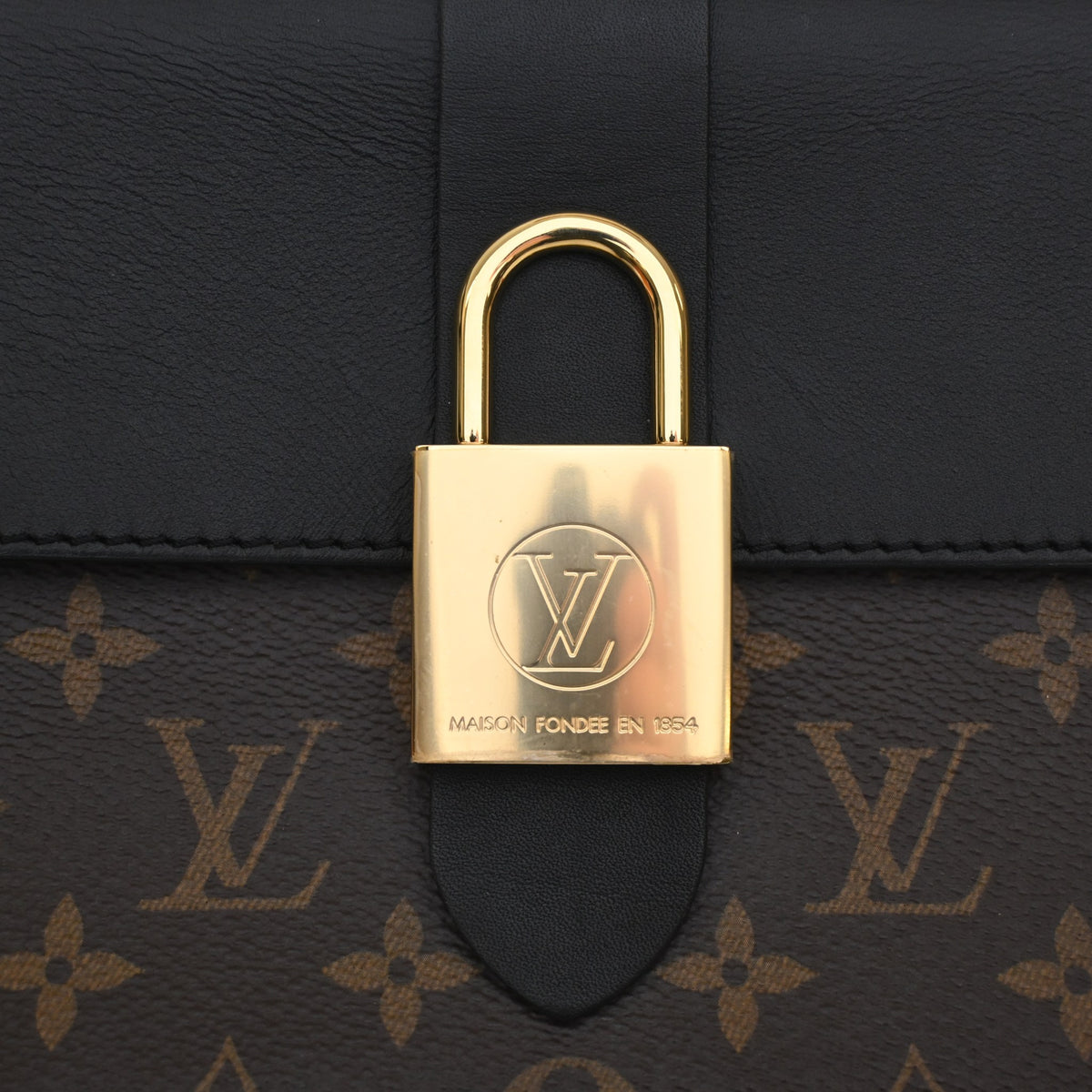 Louis Vuitton Monogram Locky BB, photo 4 of 16