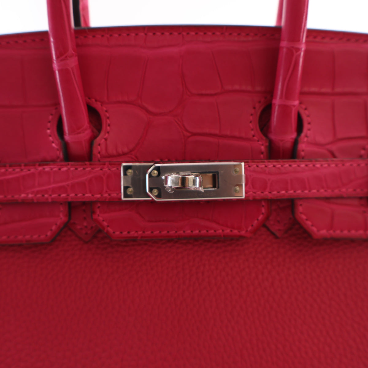 Pre-Owned Hermès Birkin 25 Framboise Togo Leather Touch, silver hardware close-up