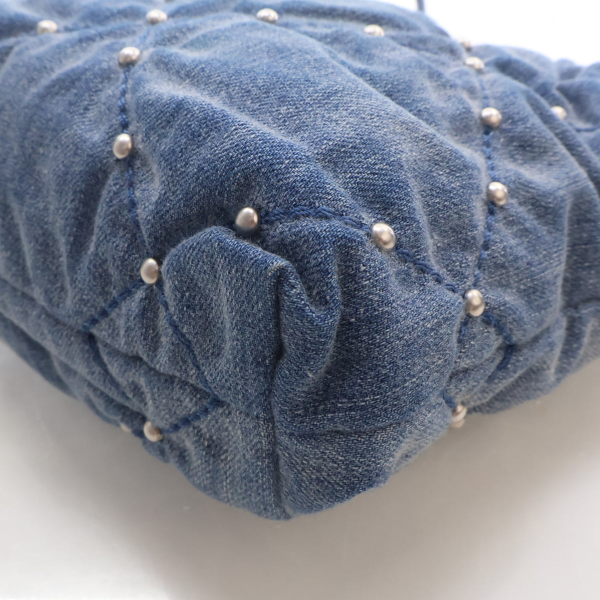 Chanel Mini Denim 22 Hobo, photo 14 of 17