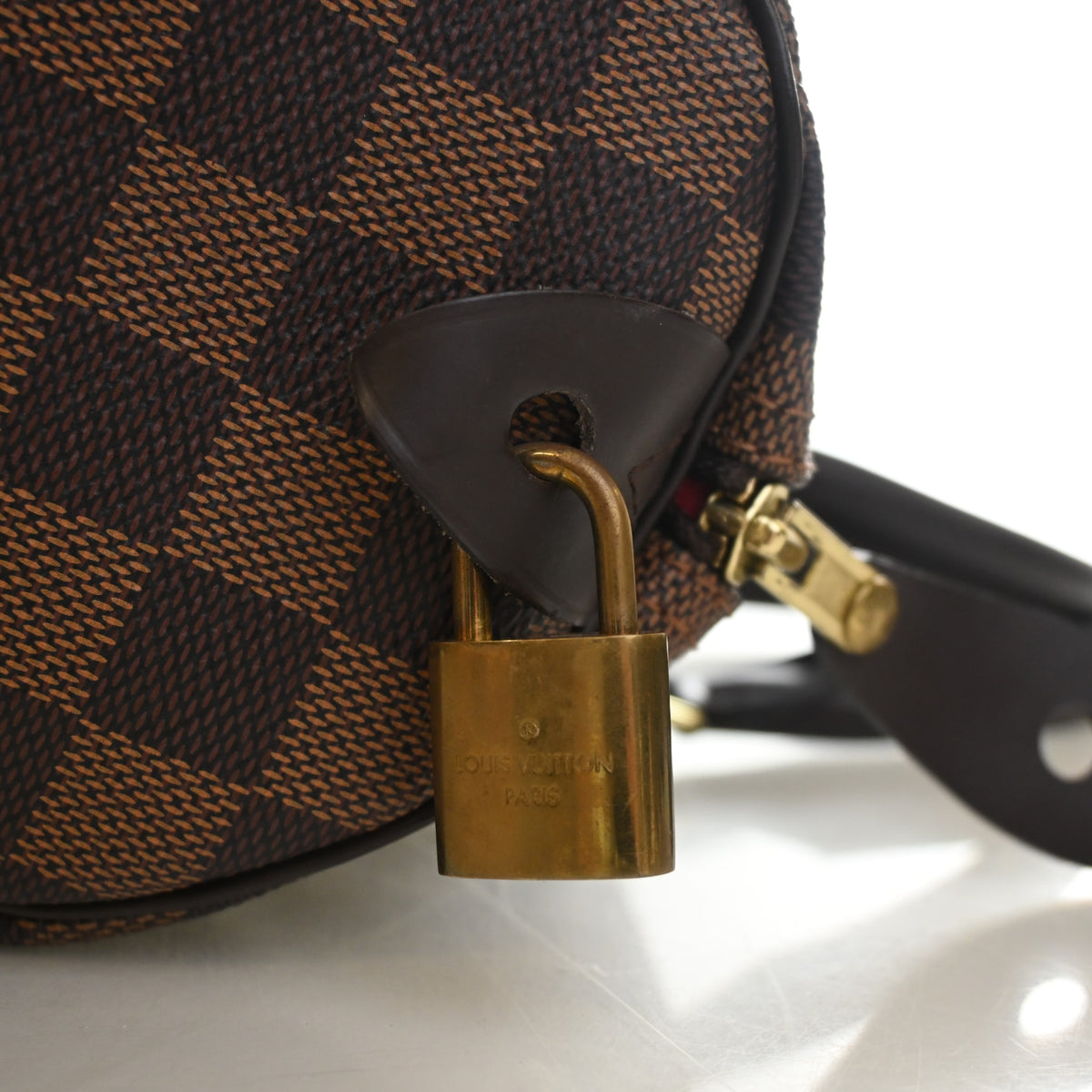 Louis Vuitton Damier Ebene Speedy 30, photo 14 of 17