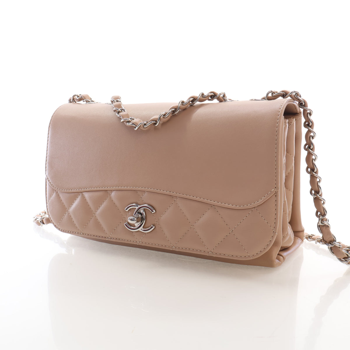 Pre-Owned Chanel Flap Bag Small Calfskin Tramezzo, three-quarter view