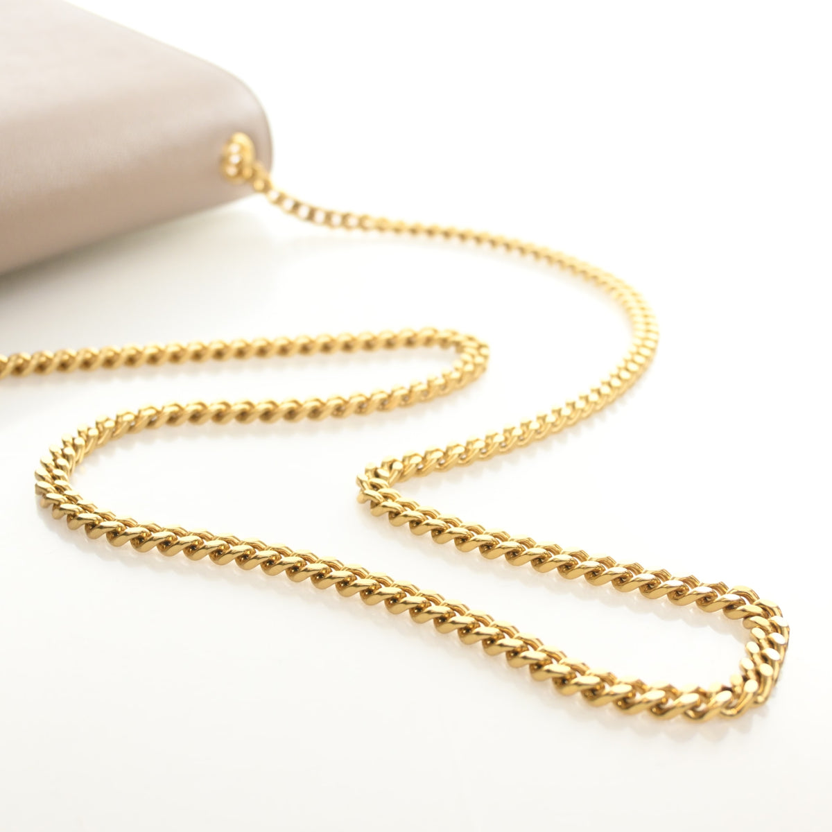 Pre-Owned Saint Laurent Medium Calfskin Kate Chain Bag, strap and chain detail