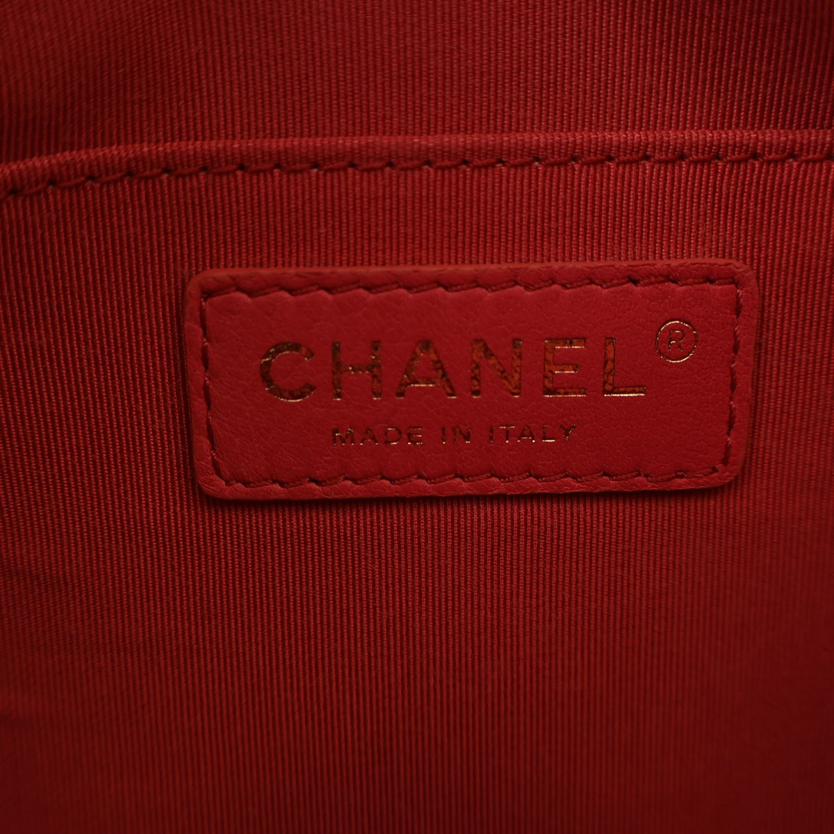 Pre-Owned Chanel Lambskin Quilted Waist Bag, logo detail