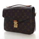 Louis Vuitton Monogram Poch...