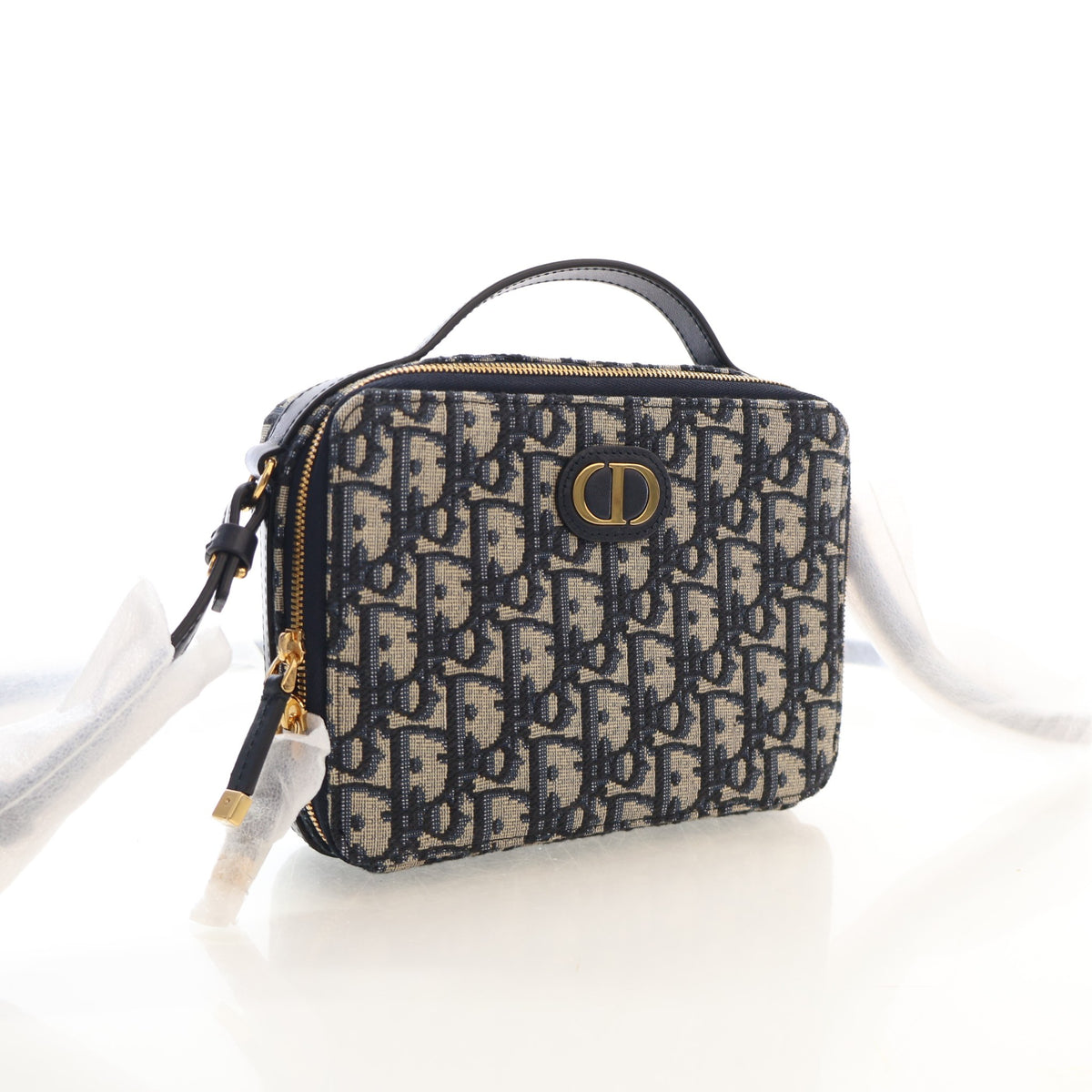 Pre-Owned Christian Dior 30 Oblique Montaigne, front view, photo 2 of 16