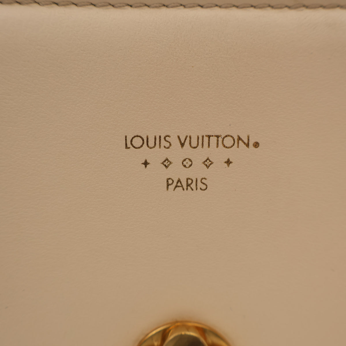 Pre-Owned Louis Vuitton Calfskin LV Pont 9, logo detail, photo 12 of 18