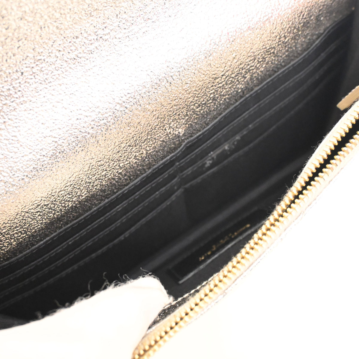 Pre-Owned Saint Laurent Wallet On Chain Calfskin WOC, open interior with lining