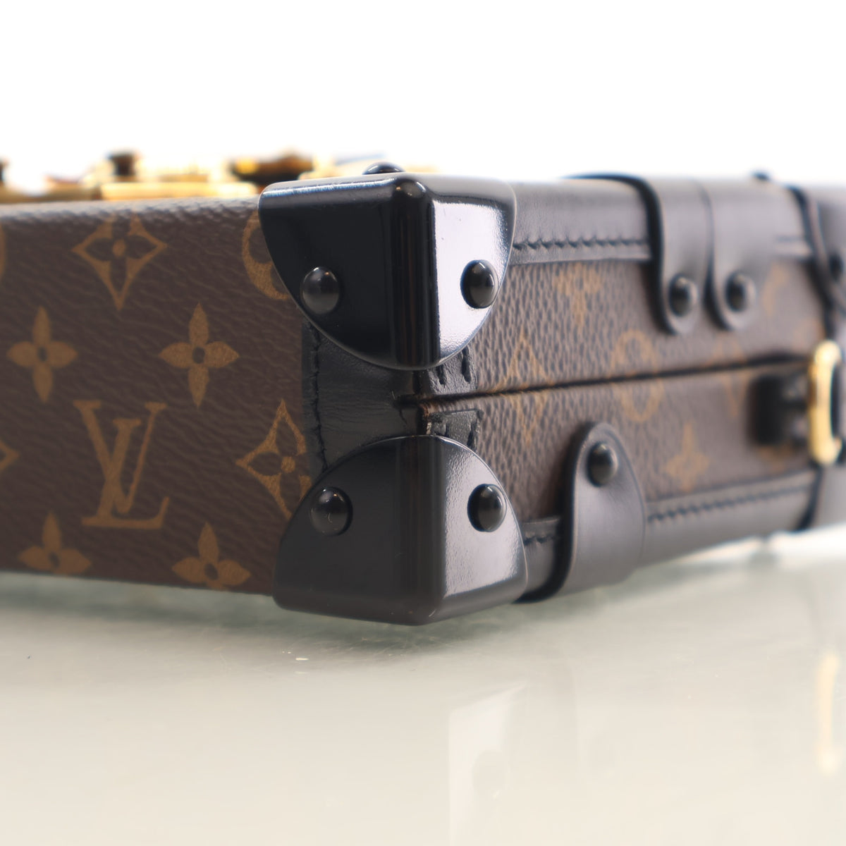 Louis Vuitton Monogram Petite Malle, photo 8 of 15