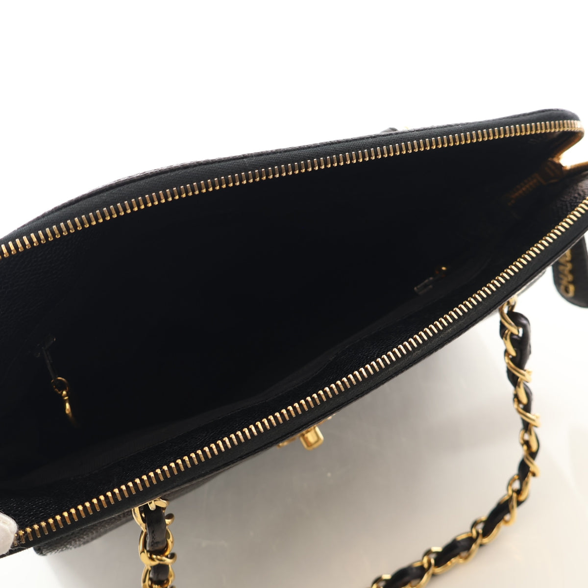 Chanel Vintage Medium Caviar Front Pocket Tote, photo 13 of 17