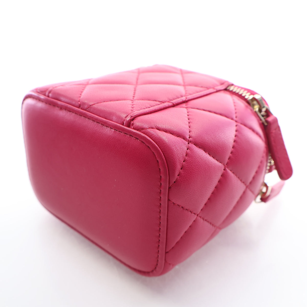 Pre-Owned Chanel Vanity Mini Lambskin Bag, base and feet view, photo 13 of 16
