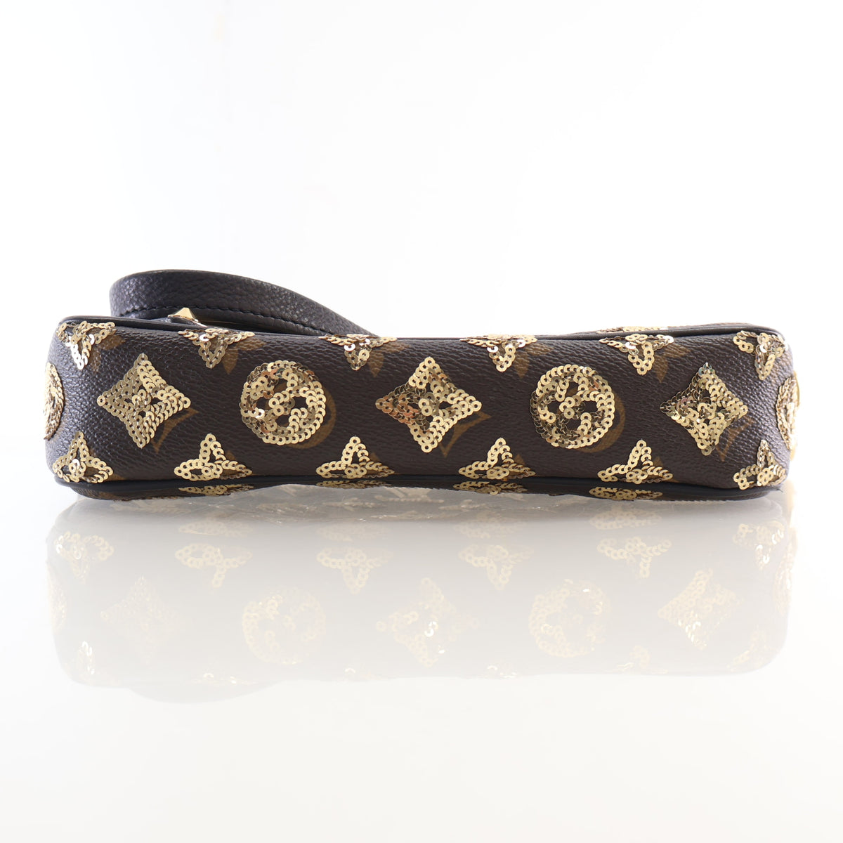 Pre-Owned Louis Vuitton Pochette Sequin Monogram Accessoires, strap and chain detail