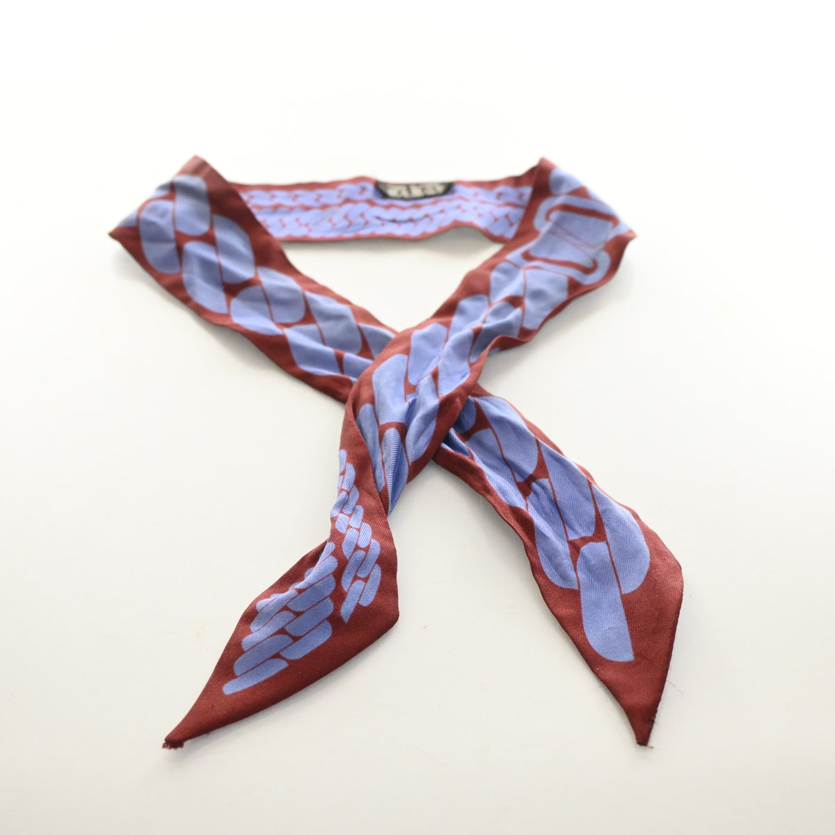 Hermes Clic C'est Noue Silk Twilly, photo 8 of 8