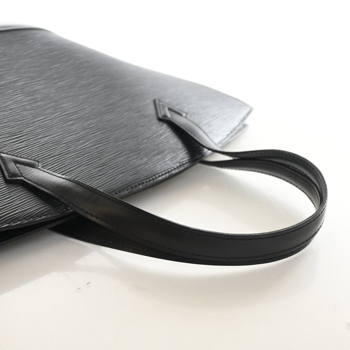 Pre-Owned Louis Vuitton PM Epi Saint Jacques, side profile