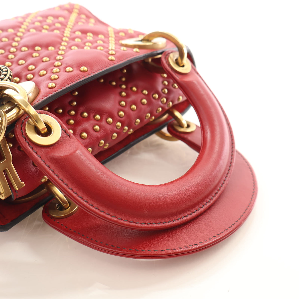 Pre-Owned Christian Dior Lady Dior Mini Lambskin, gold hardware close-up, photo 10 of 16