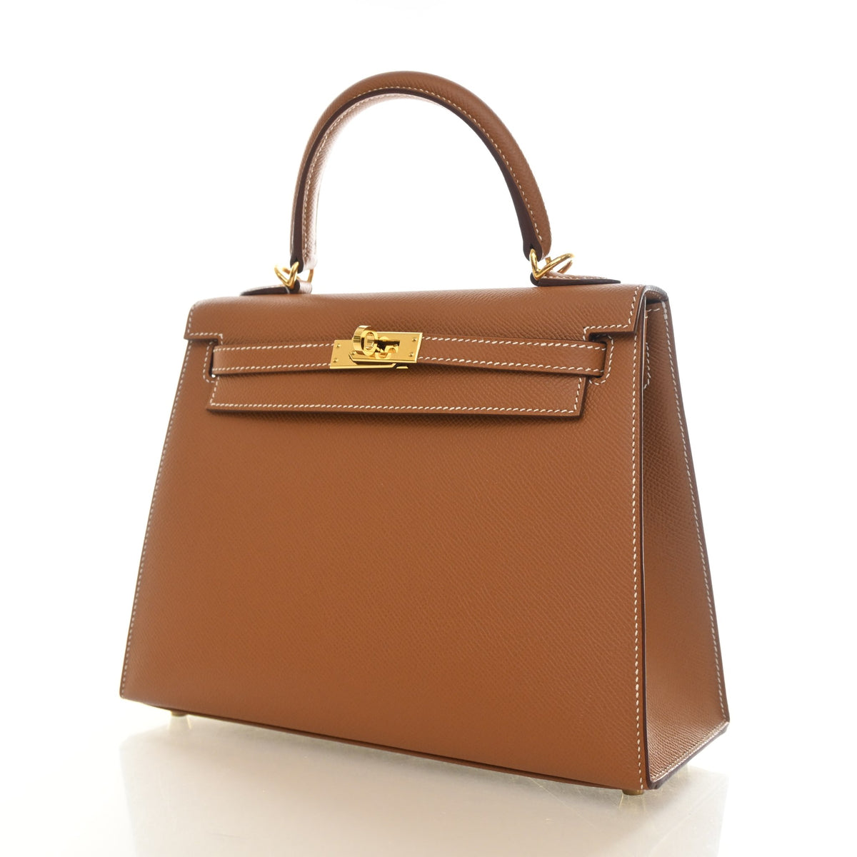 Pre-Owned Hermès Kelly 25 Gold Epsom Leather Sellier, three-quarter view