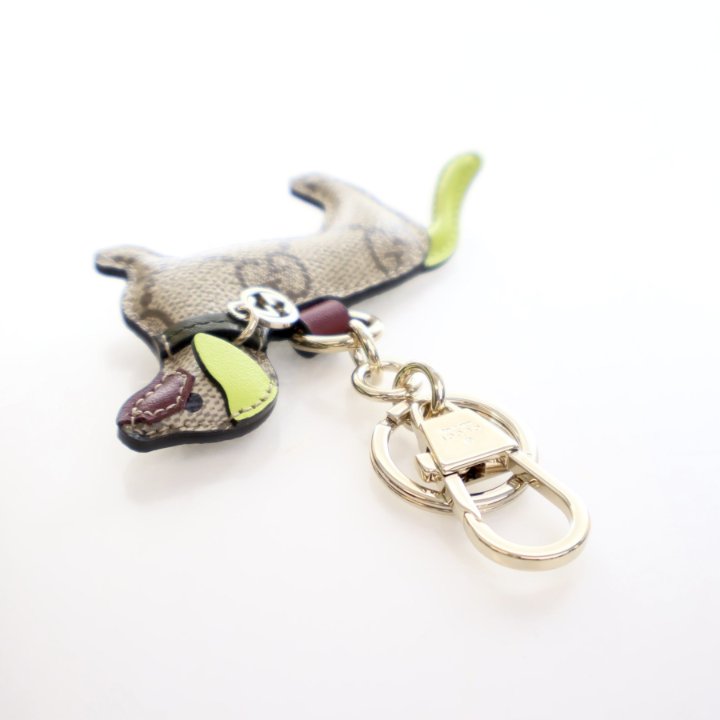 Gucci GG Supreme Dog-Shaped Bag Charm – Luxe Du Jour