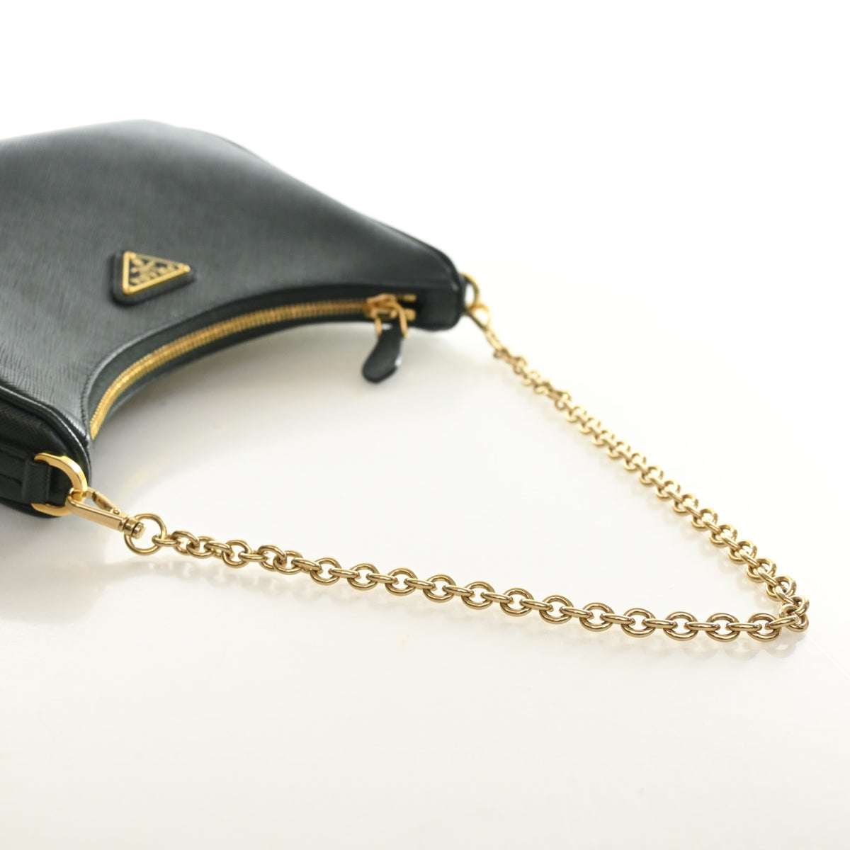 Prada Saffiano Re-Edition 2005, photo 10 of 14