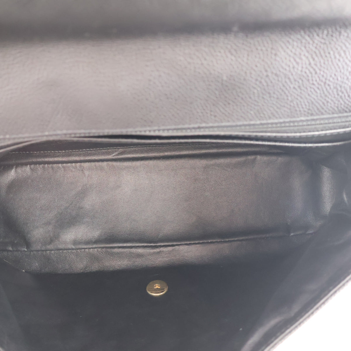 Pre-Owned Chanel Flap Bag Maxi Caviar Leather Classic Single, open interior