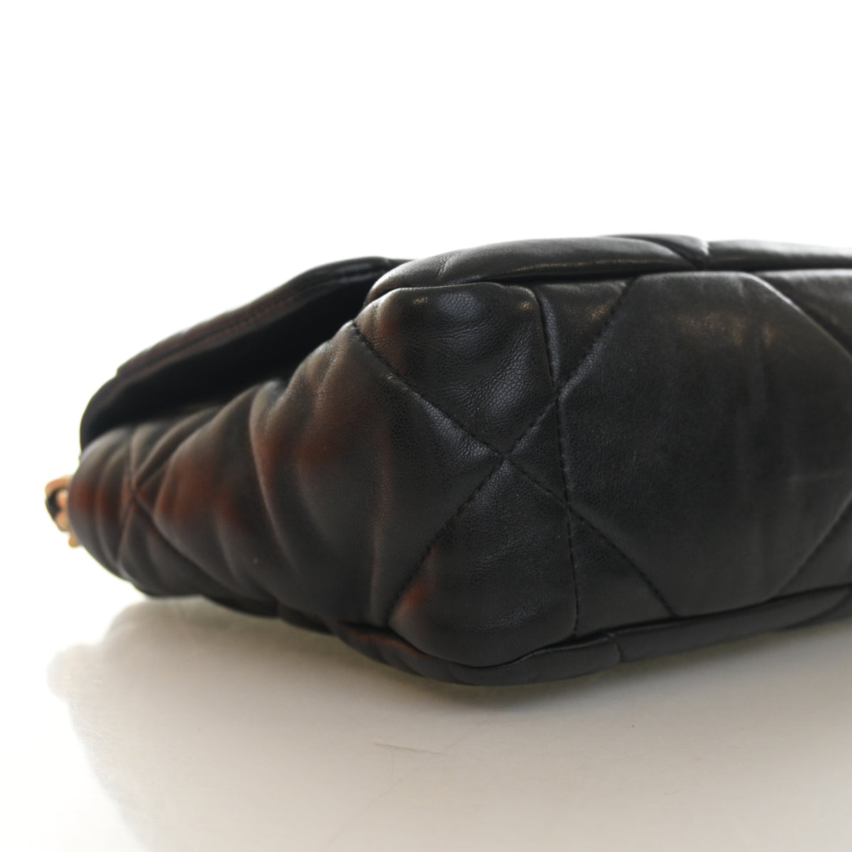 Pre-Owned Chanel 19 Flap Bag Medium Lambskin, base view, photo 6 of 16