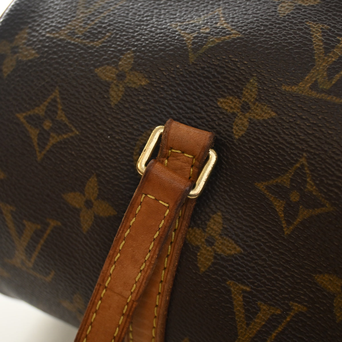 Vintage Louis Vuitton Papillon 30 Monogram, gold hardware close-up, photo 17 of 21