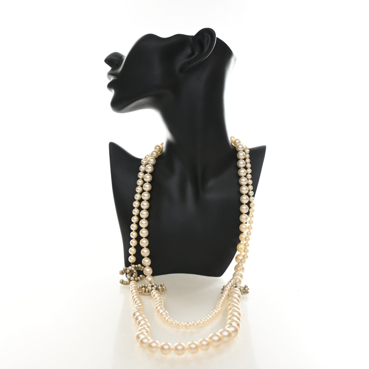Chanel CC Long Pearl Necklace, photo 1 of 10