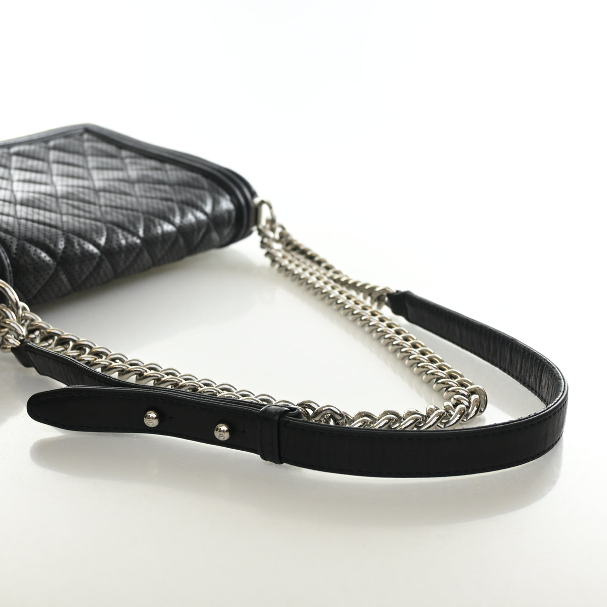 Pre-Owned Chanel Boy Bag Medium Lambskin Perforated, strap and chain detail