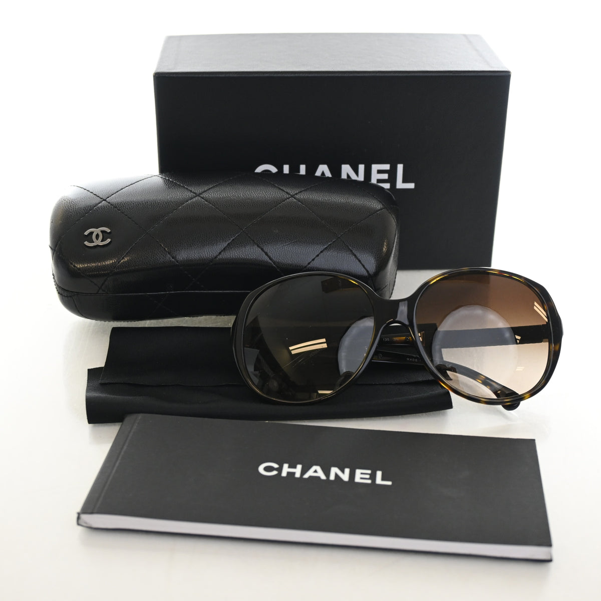 Chanel Oversized Sunglasses, photo 7 of 8