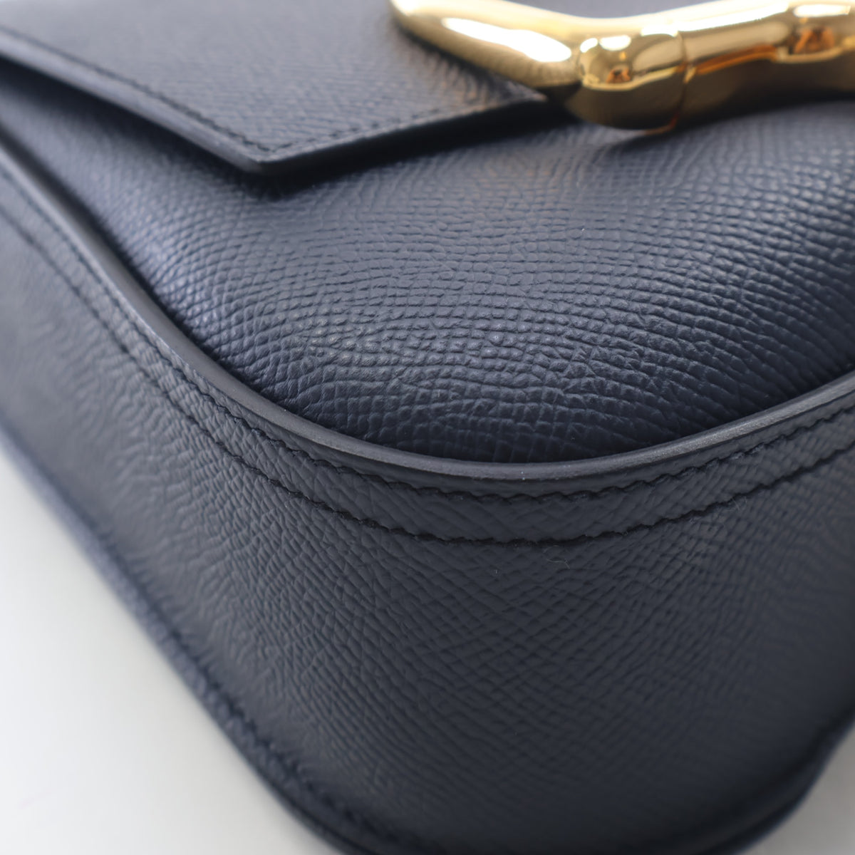 Pre-Owned Hermès Mini Bleu Indigo Epsom Leather Della Cavalleria, corner and edge detail