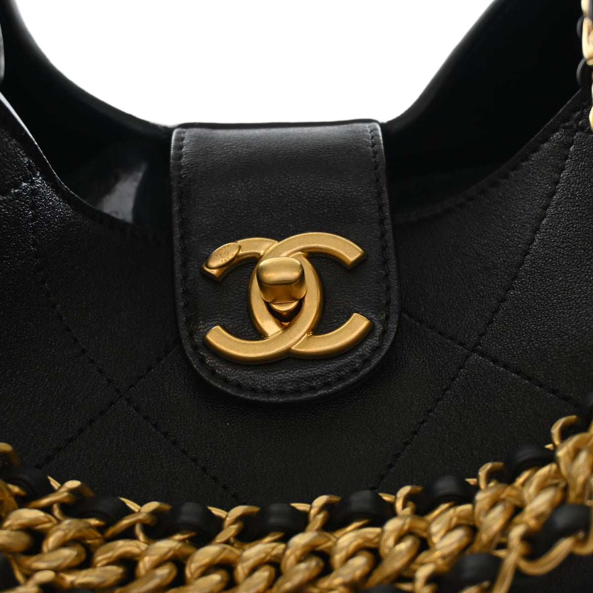Chanel Small Shiny Lambskin Hobo, photo 4 of 13