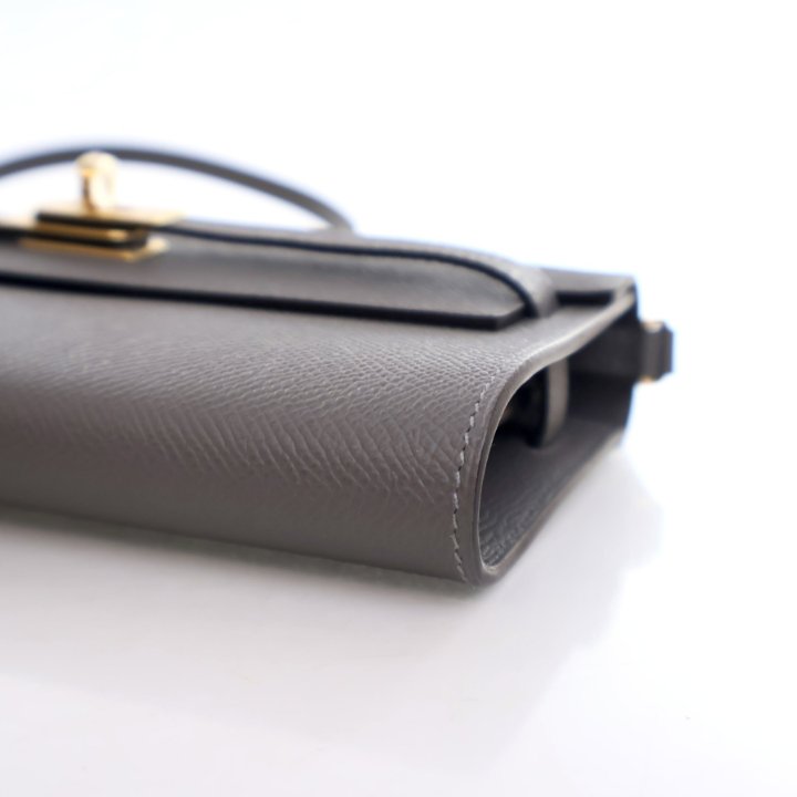 Pre-Owned Hermès Kelly To Go Gris Meyer Epsom Leather Wallet, side profile, photo 8 of 15