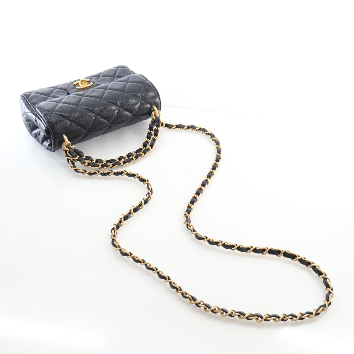 Pre-Owned Chanel Flap Bag Mini Caviar Leather Classic Single, three-quarter view, photo 11 of 19