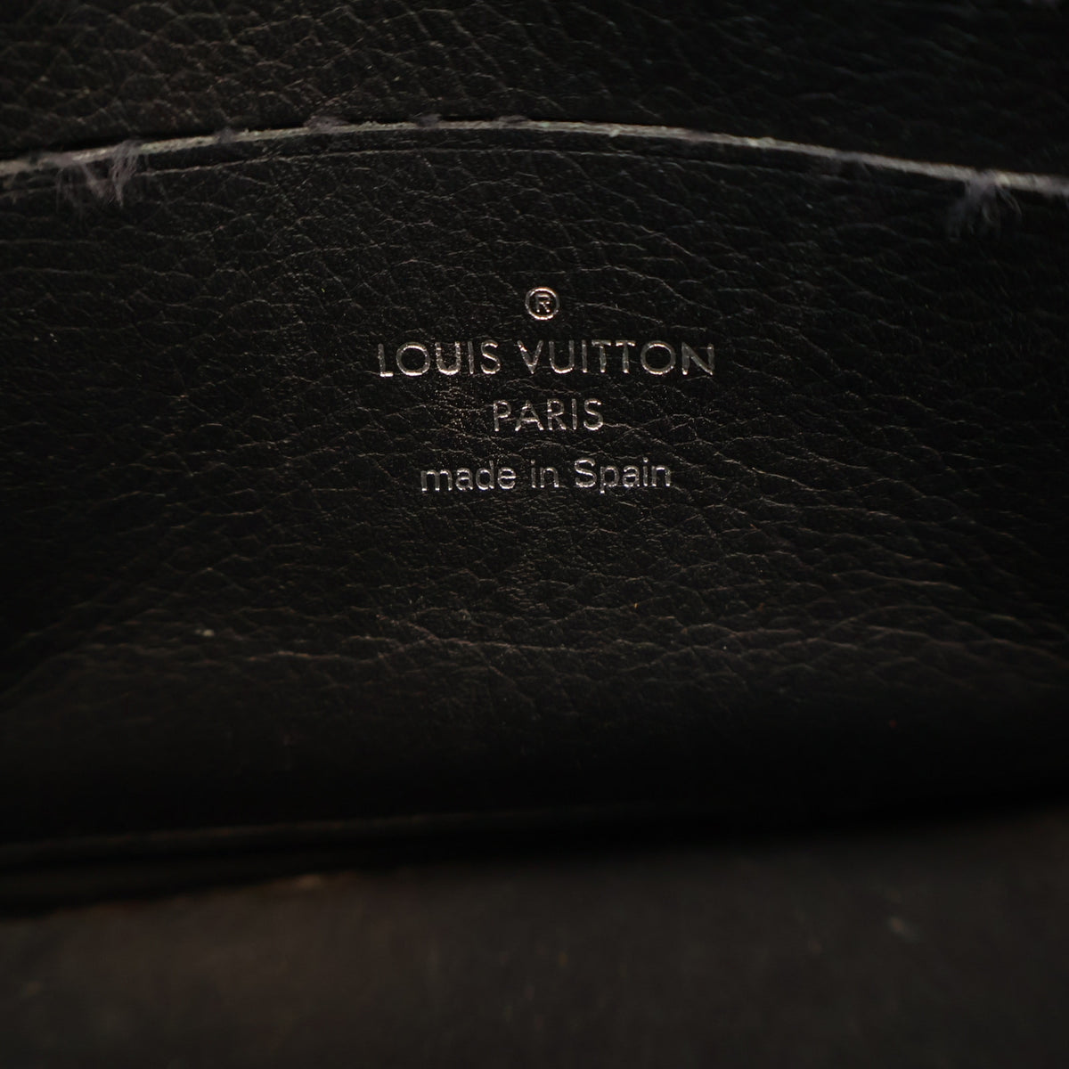 Pre-Owned Louis Vuitton Pochette Calfskin Mylockme Chain, logo detail, photo 12 of 16