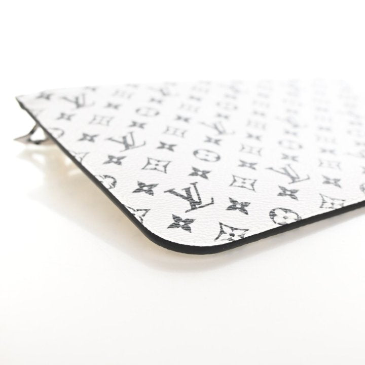 Louis Vuitton Monogram Giant Neverfull Pochette, photo 5 of 12