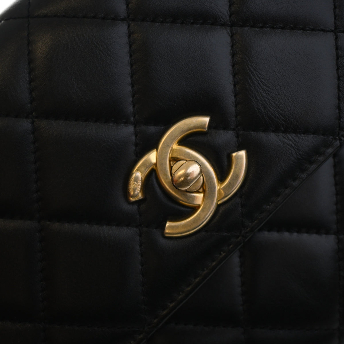 Chanel Medium Lambskin Metal Chain Top Handle Flap Bag, photo 4 of 15