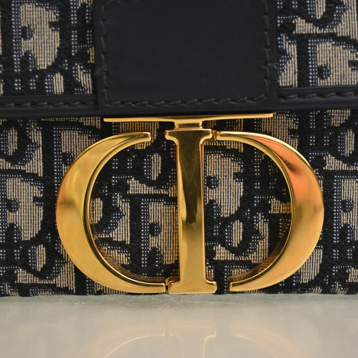 Pre-Owned Christian Dior 30 Oblique Montaigne Box Bag, gold hardware