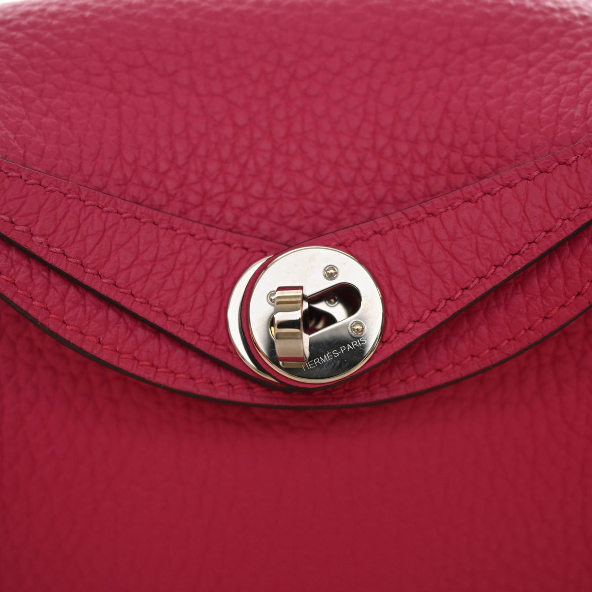 Hermès Rose Shocking Clemence Mini Lindy 20, photo 4 of 15