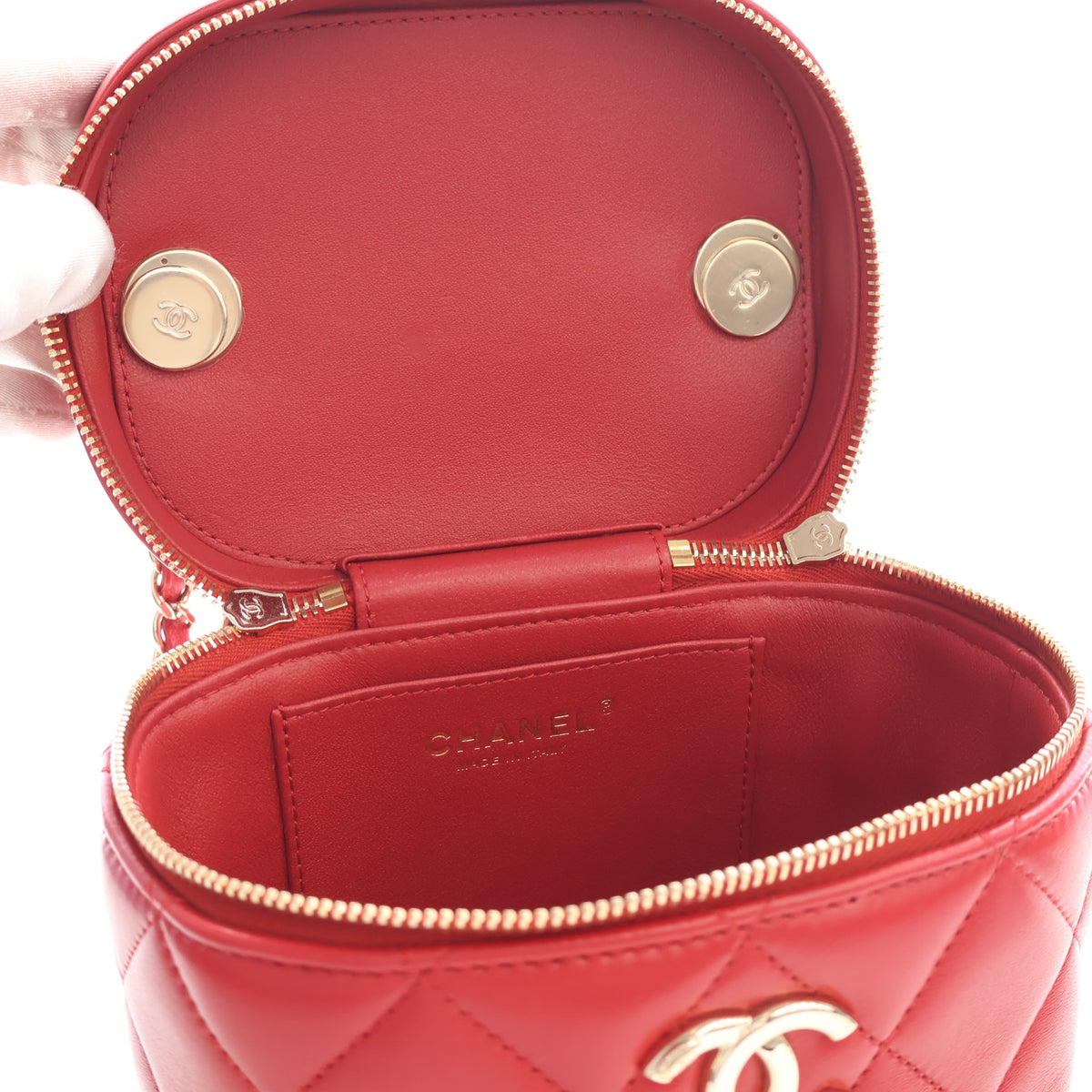 Pre-Owned Chanel Vanity Case Small Lambskin Trendy CC Top Handle With Chain, open interior