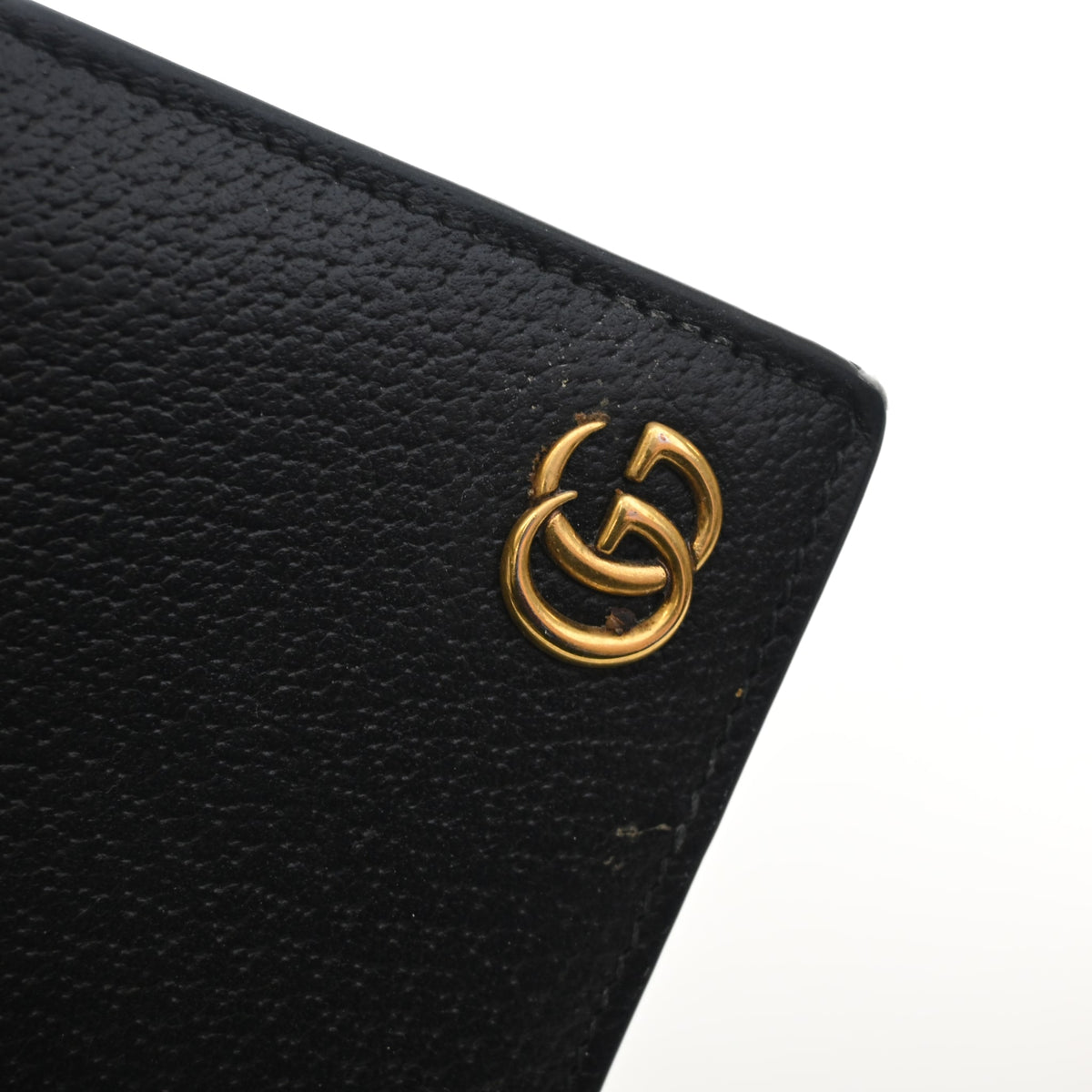 Pre-Owned Gucci Marmont Calfskin Long Wallet, gold embossed logo detail