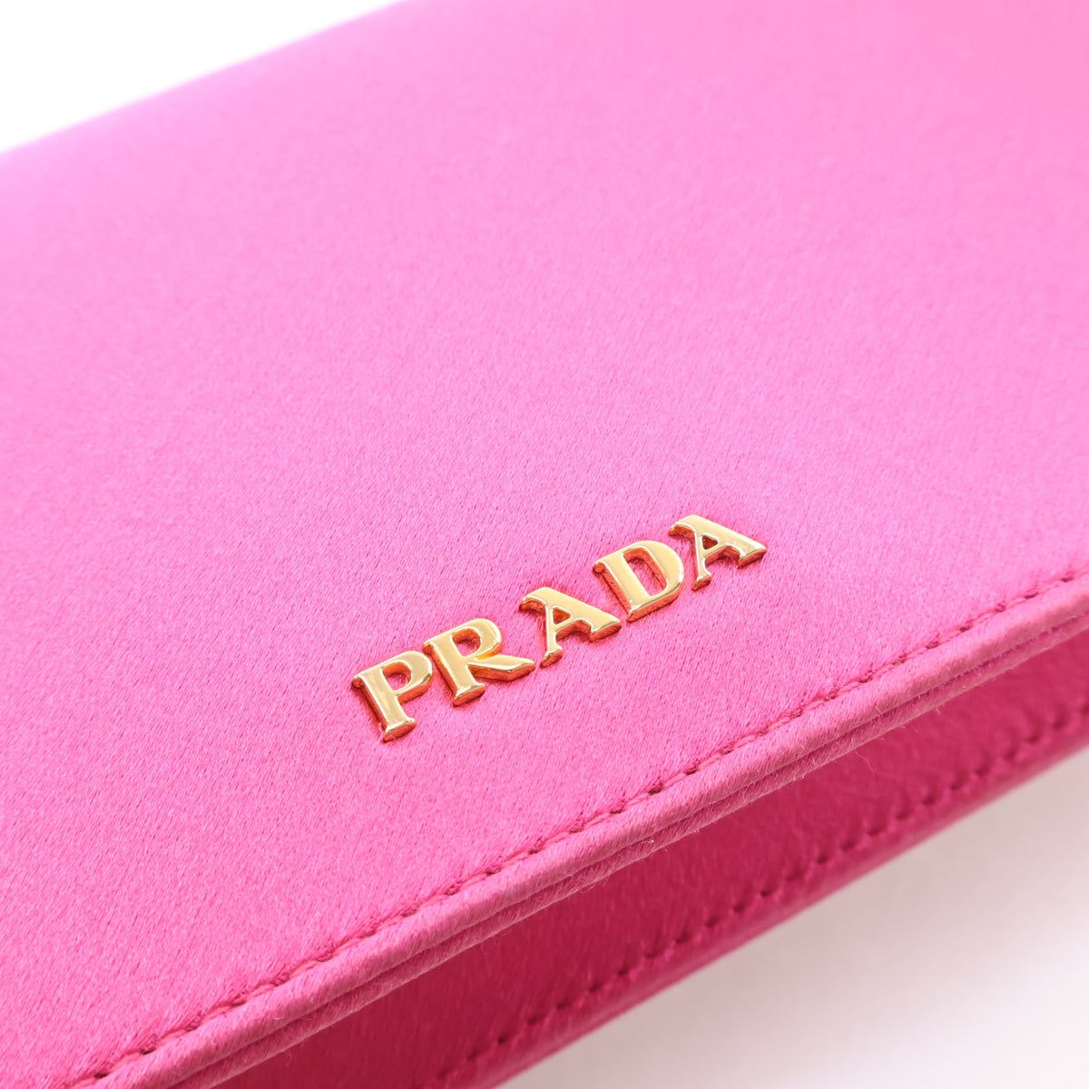 Pre-Owned Prada Clutch Small Fuchsia Satin, gold embossed logo detail