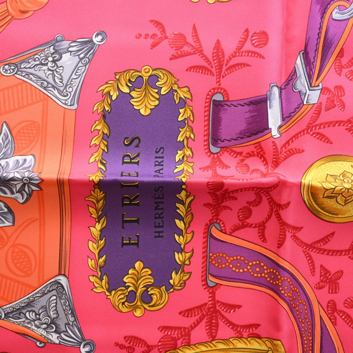 Pre-Owned Hermès Scarf 90 Etriers Silk, flat lay, photo 6 of 8