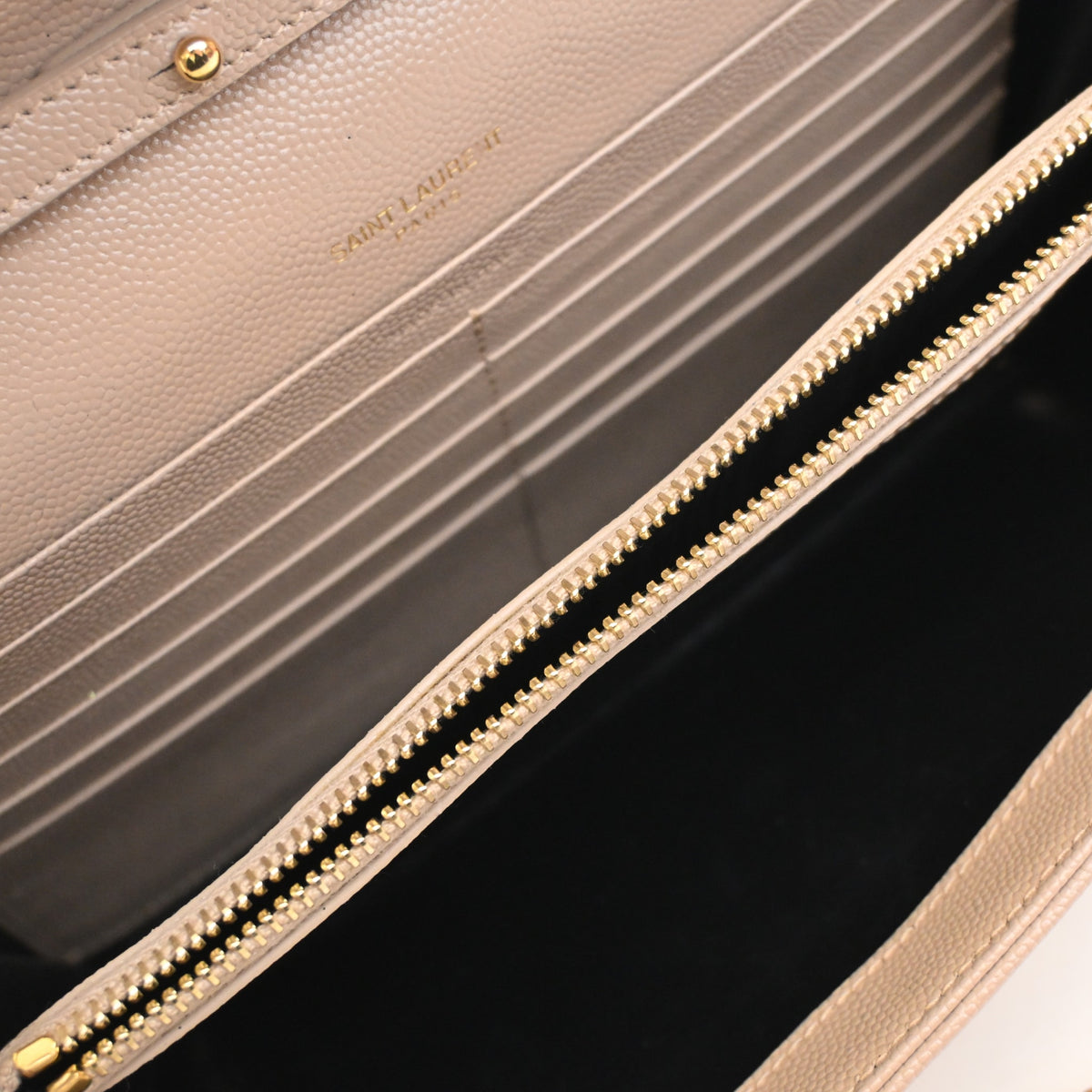 Pre-Owned Saint Laurent Wallet On Chain Calfskin Cassandre Envelope Chain WOC, open interior with lining