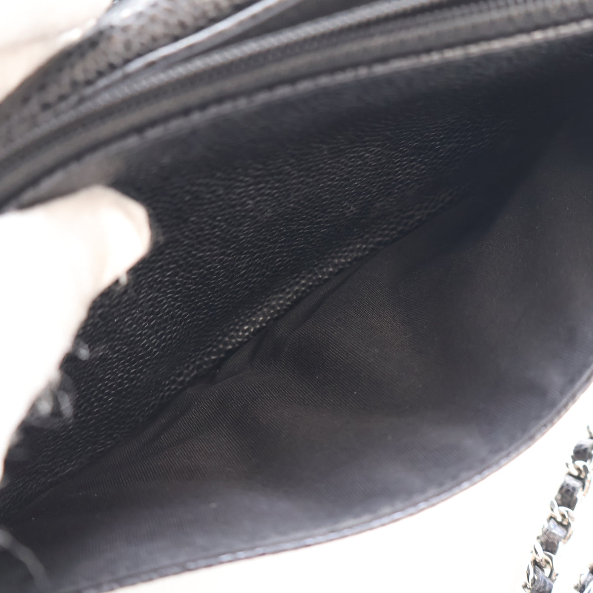 Pre-Owned Chanel Wallet On Chain Caviar Leather Half Moon WOC, open interior with lining, photo 15 of 17