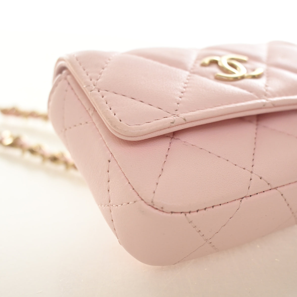 Chanel Lambskin Pearl Belt Bag, photo 5 of 15